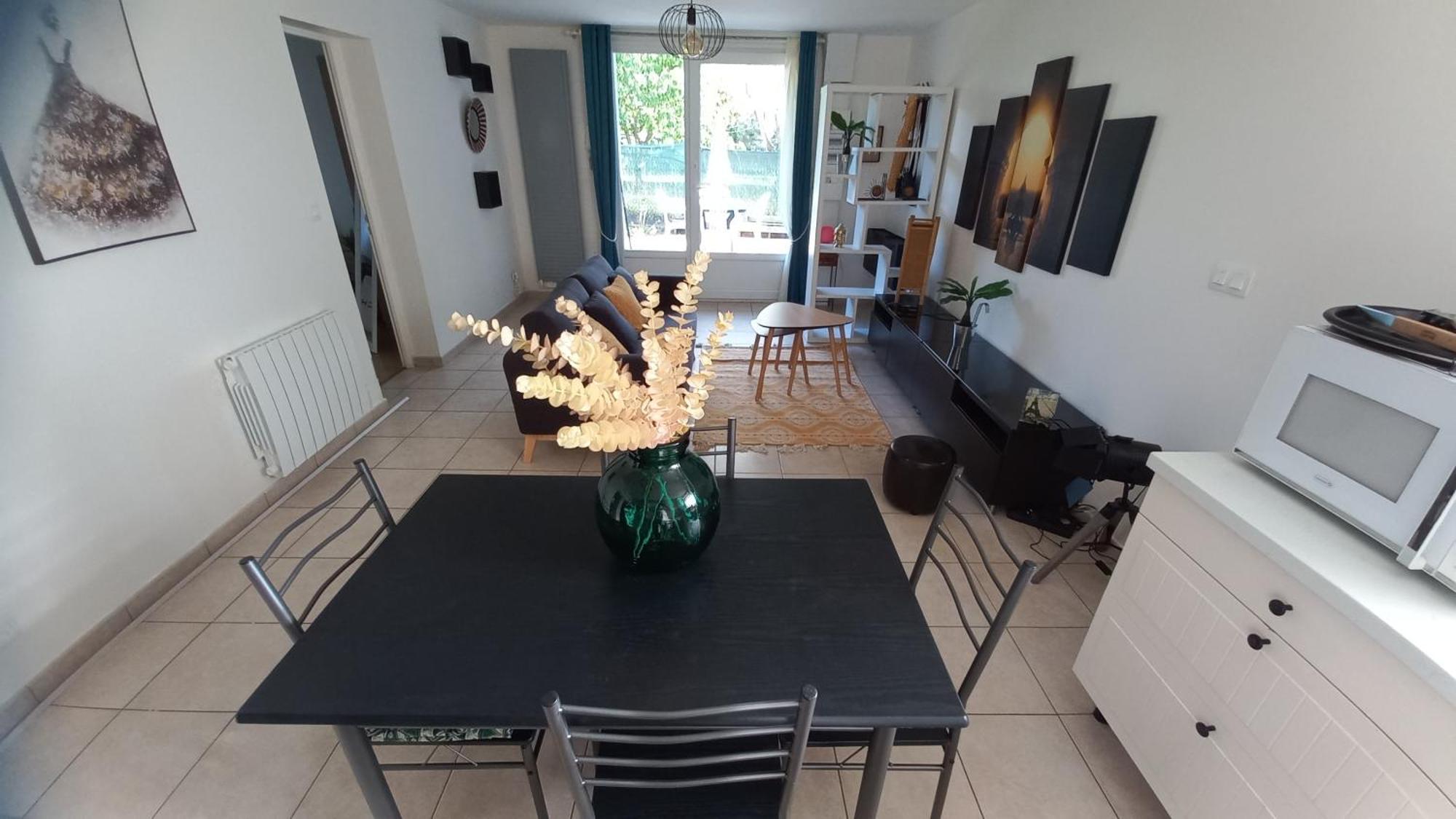 Plaisir Des Pres - Appartement T3, Jardin, Parking Chaponost Exteriér fotografie